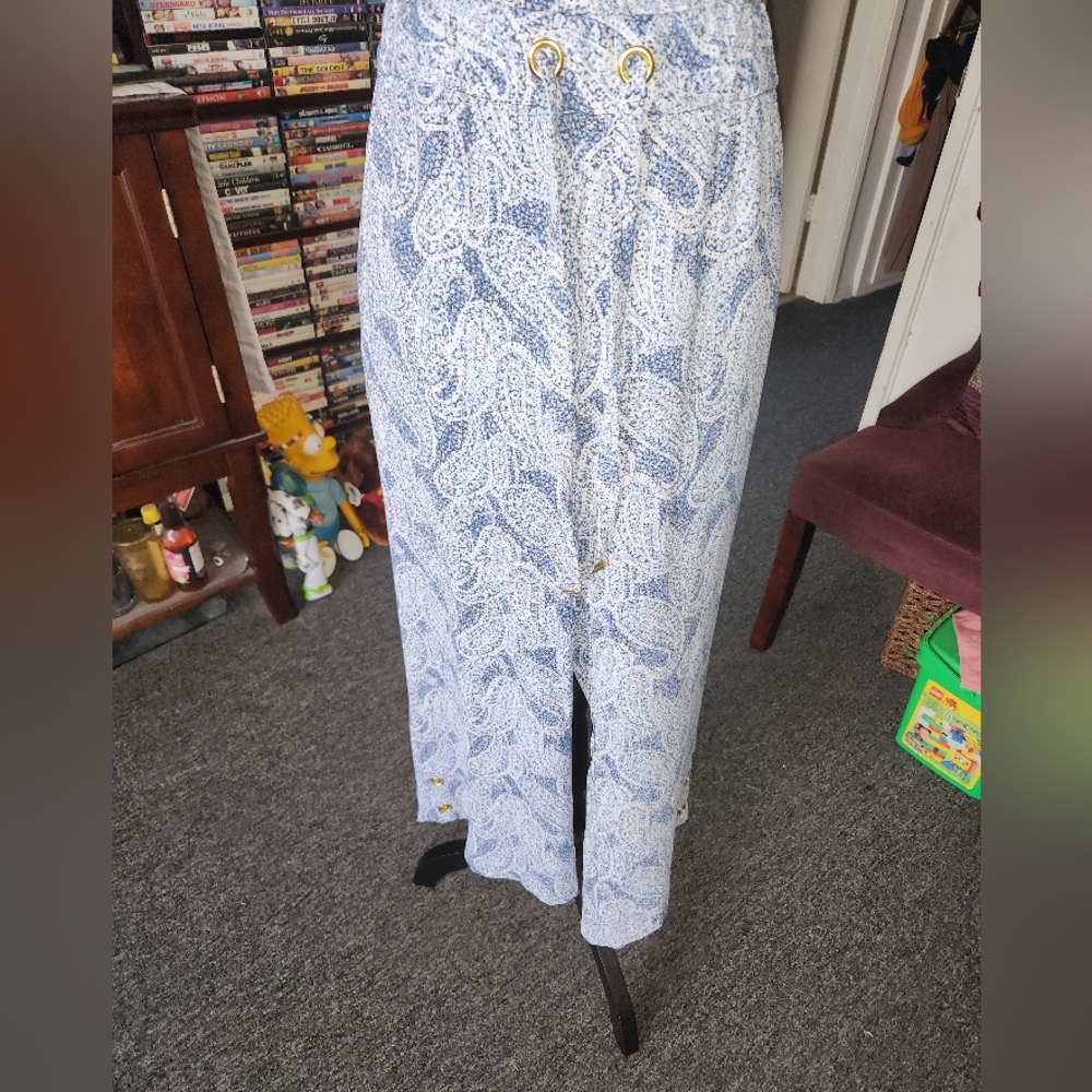 Cropped pants